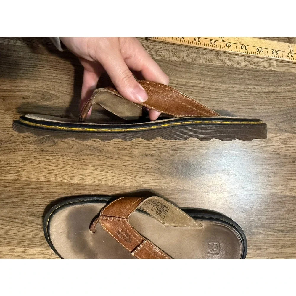 Dr. Martens Leather Flip Flops Mens 11 Brown Adult Thong Sandals Used Good